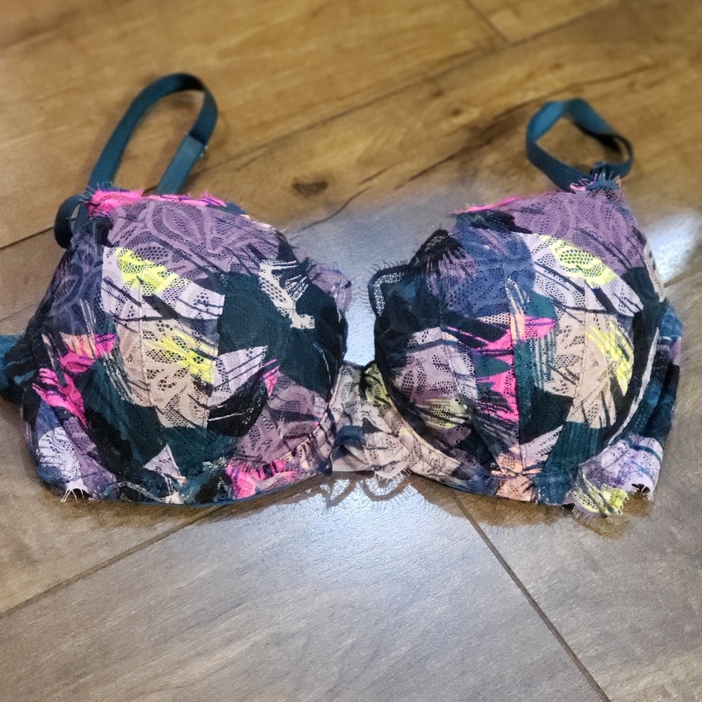 PINK Victoria's Secret Bra